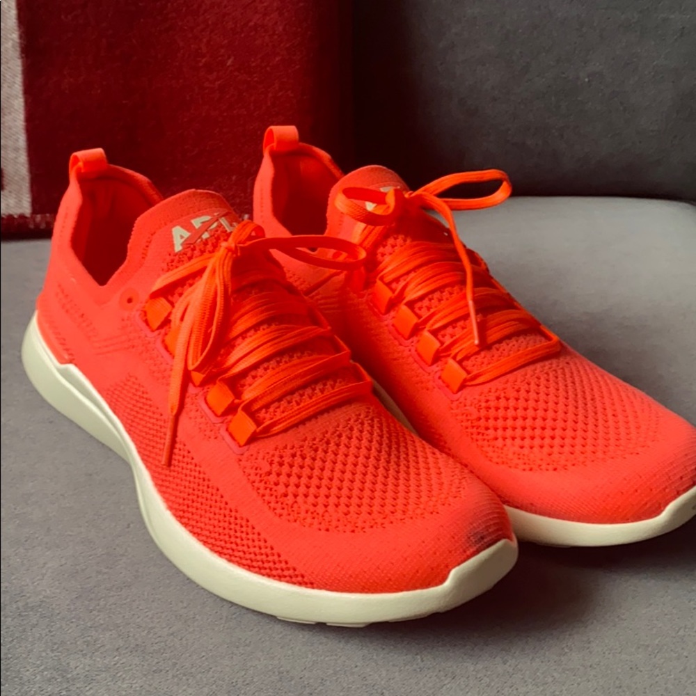 APL Techloom Breeze M 9 Neon Pink